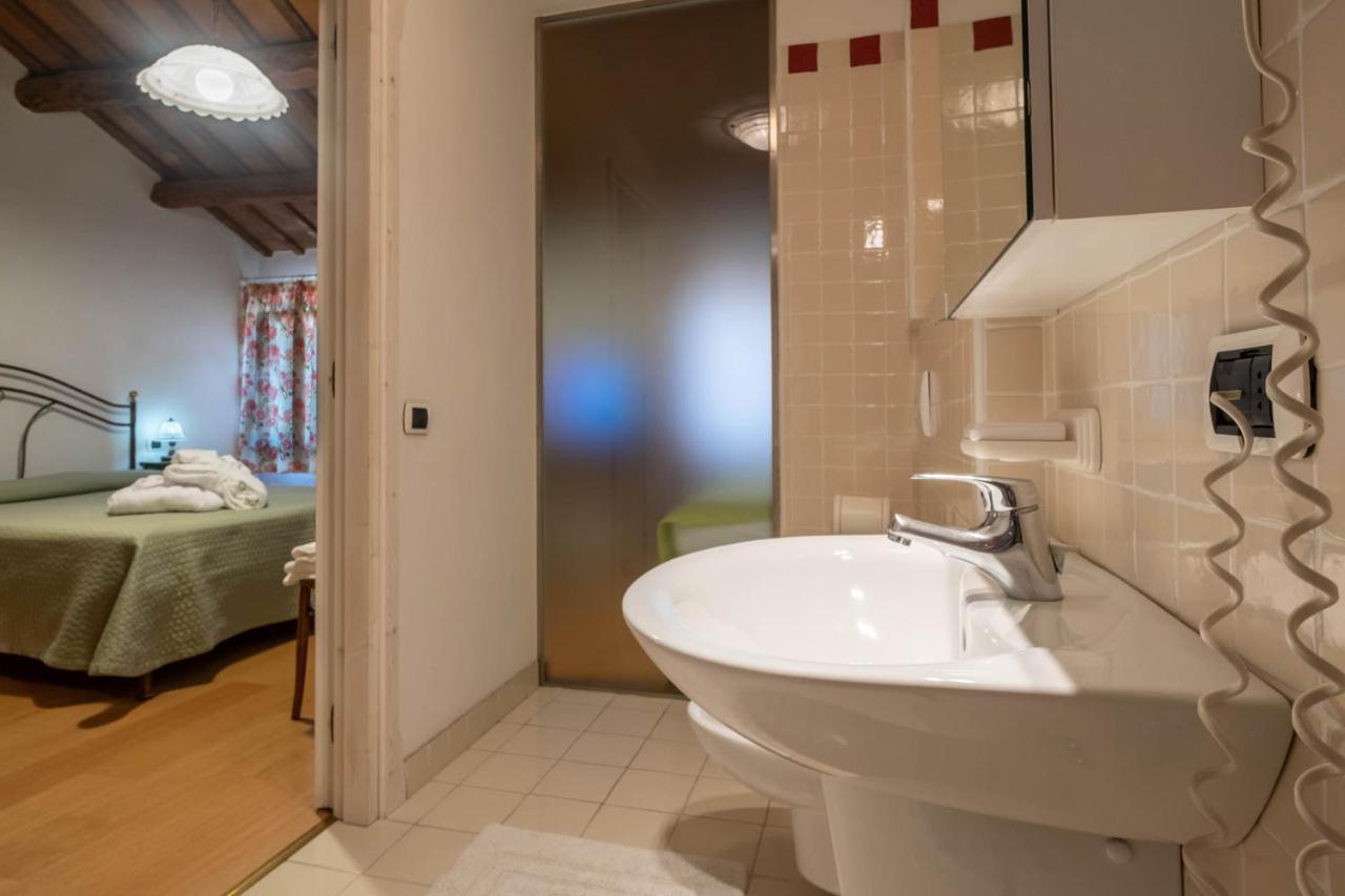 Agriturismo Le 4 Rose Vescovana Luaran gambar